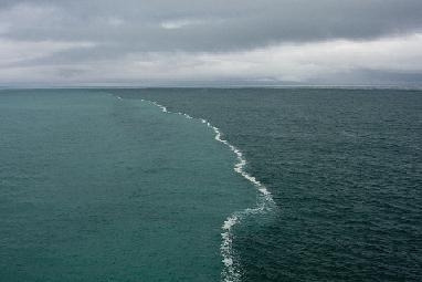 Can you explain the meeting between two oceanfresh water 